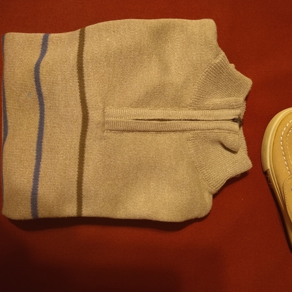 Shirt - Picture 4 of 4